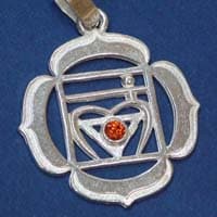 Imagen 1o chakra muladhara zirconita rojo en plata de ley | DimensionDistinta