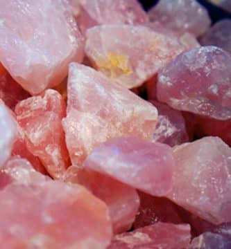 Mineral de cuarzo rosa