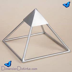 Piramide de aluminio 15 cm