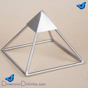 Piramide aluminio 20 cm