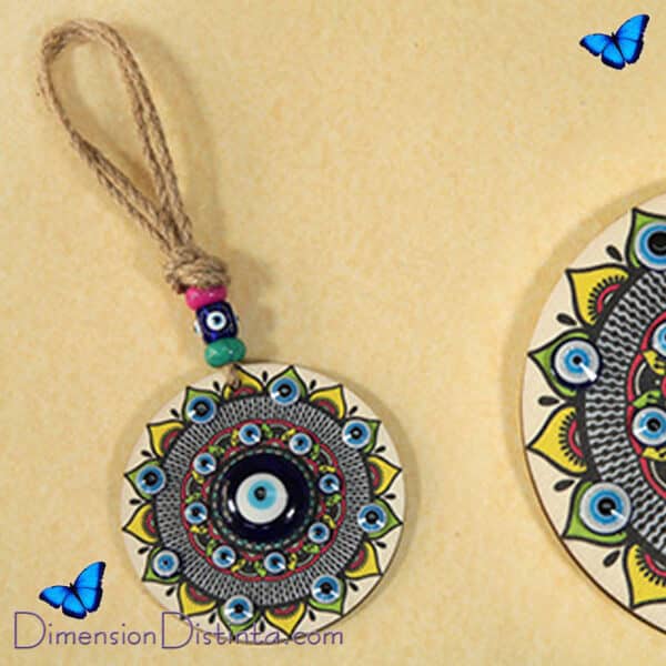 Imagen colgante de cordon y ojo turco con mandala colores azules | DimensionDistinta